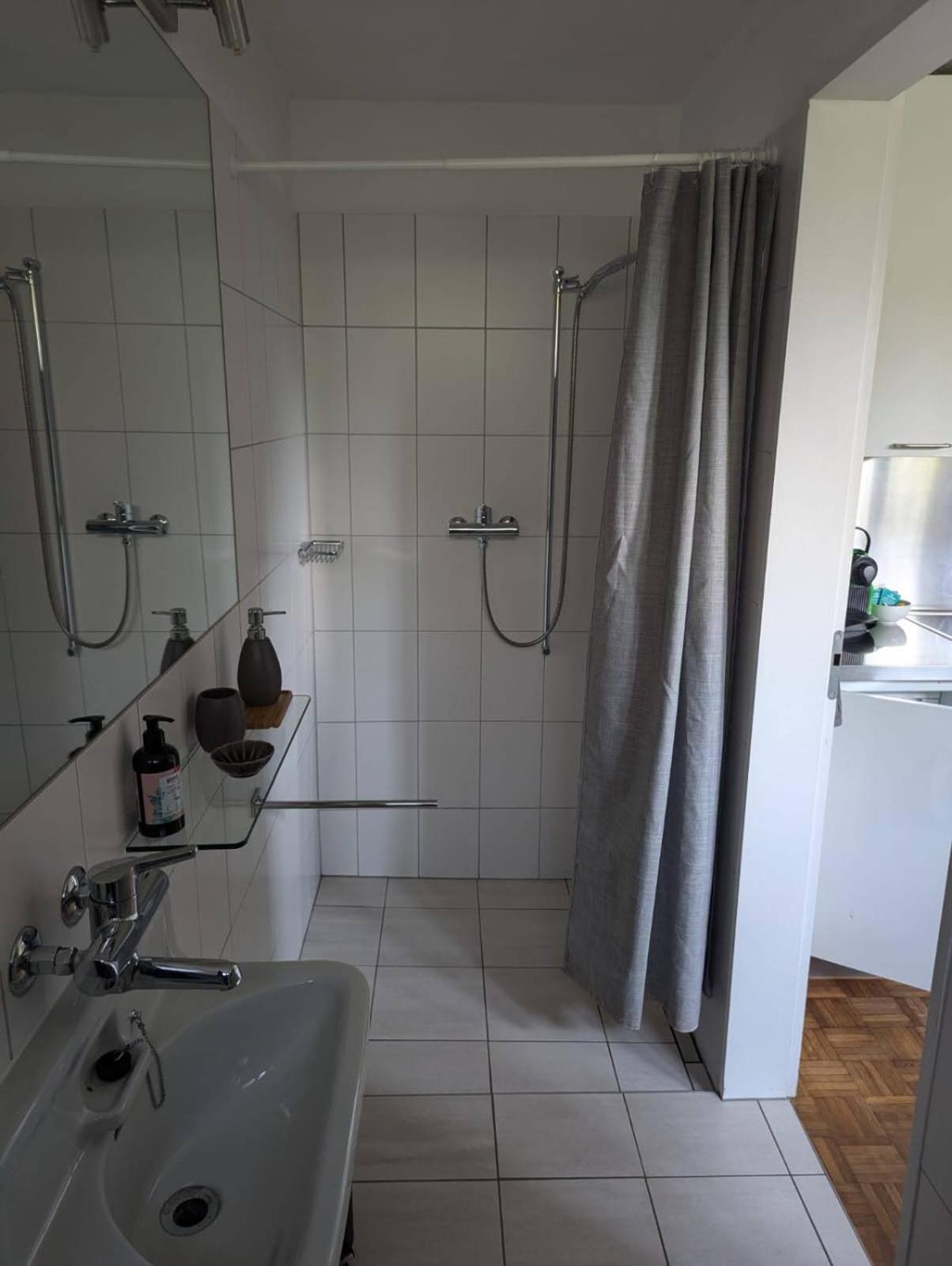 2.5 Zimmerwohnung, Pinut Trin Εξωτερικό φωτογραφία